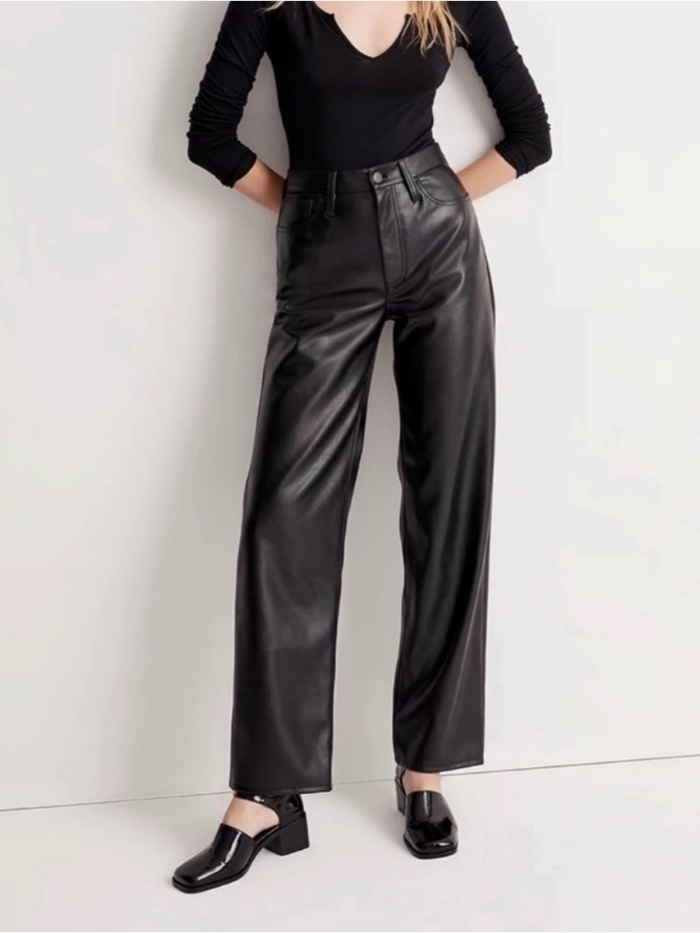 Madewell the perfect vintage wide leg jean in Black Faux Leather high rise 32